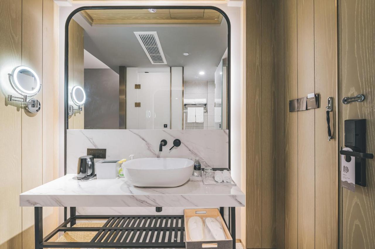 Atour X Hotel The Bund East Nanjing Road Xangai Exterior foto
