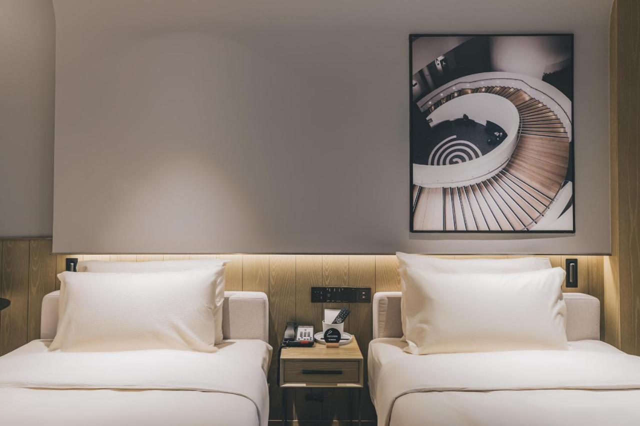 Atour X Hotel The Bund East Nanjing Road Xangai Exterior foto
