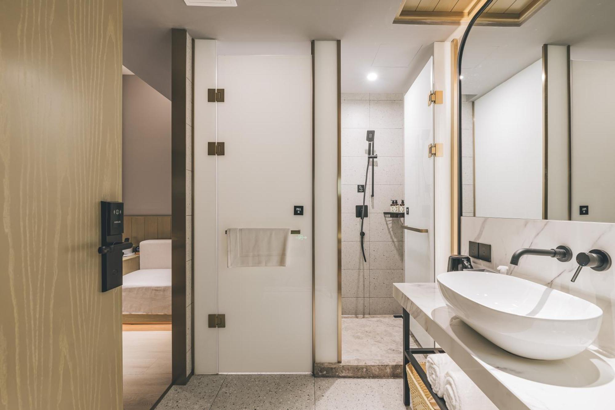 Atour X Hotel The Bund East Nanjing Road Xangai Exterior foto