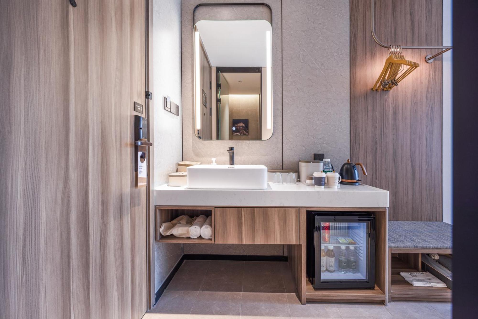 Atour X Hotel The Bund East Nanjing Road Xangai Exterior foto